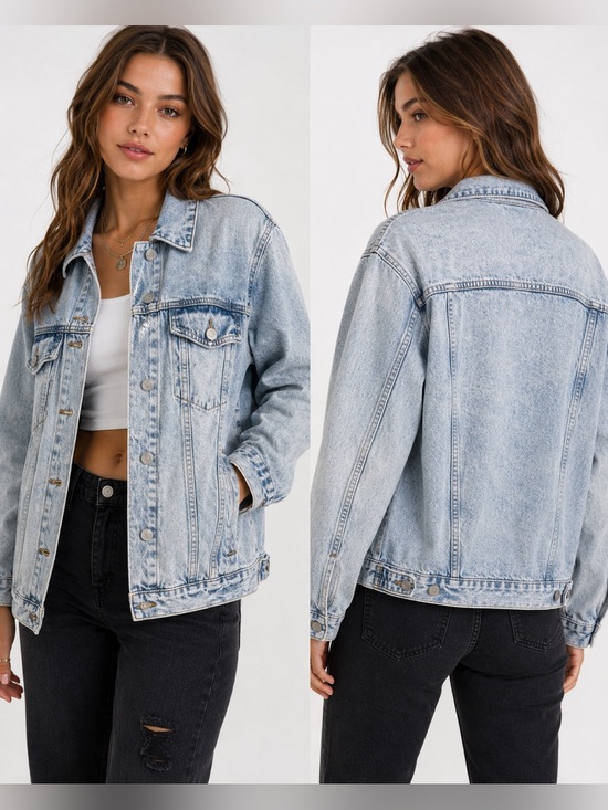 PacSun Jackets & Blazers - PacSun Relaxed Denim Trucker Jacket Light Wash Women’s Medium EUC
